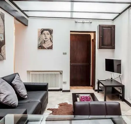 Interno 1 * Bolonya