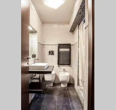 Interno 1 Apartment